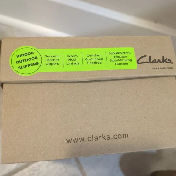 Clarks England Venetian Moccasin Leather Indoor Outdoor Slippers Brown Size 9M - Picture 7 of 7